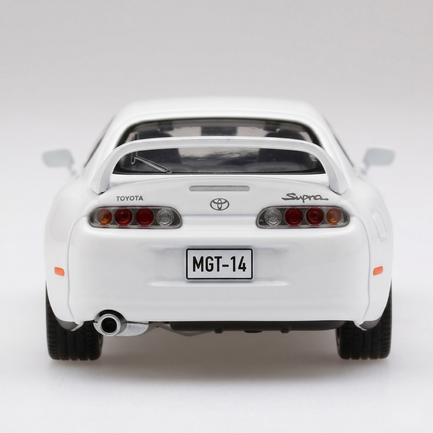 TOYOTA SUPRA SUPER WHITE