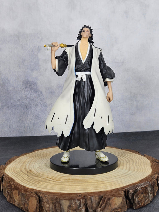 Bleach Action Figure Set of 3 – Hitsugaya Toushirou, Zaraki Kenpachi, Kurosaki Ichigo | PVC | 18 cm