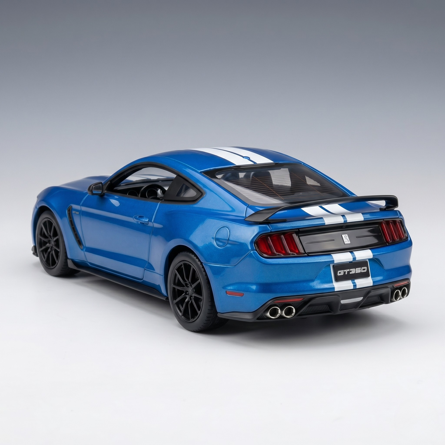 FORD MUSTANG SHELBY GT350