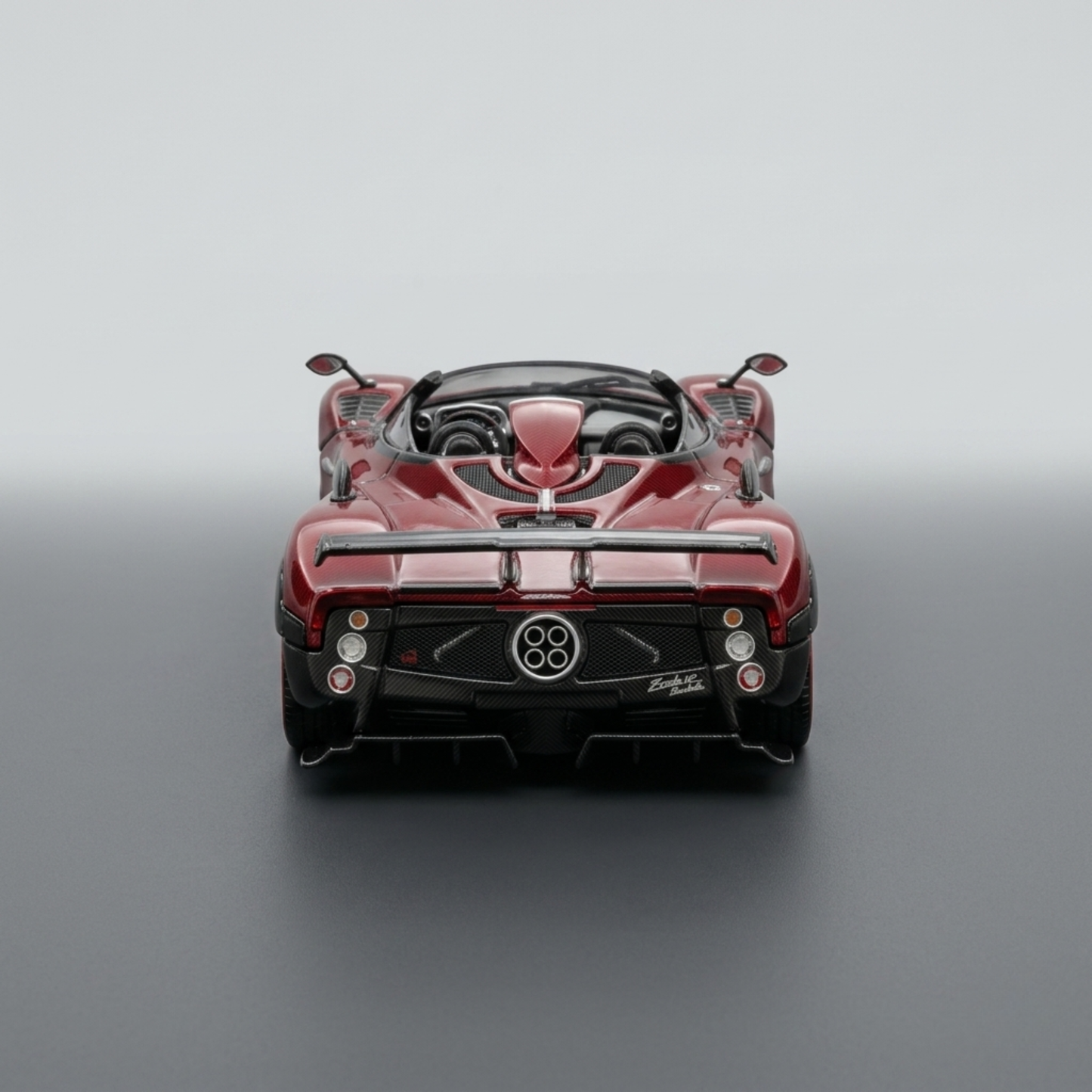 PAGANI ZONDA HP CARBON RED