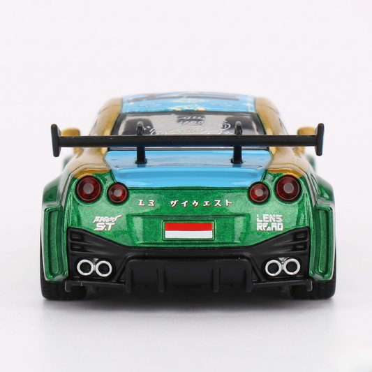LB-SILHOUETTE WORKS NISSAN 35 GT-RR PRINCESS RORO